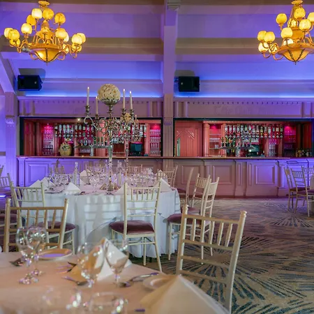 Treacys Oakwood Hotel, Shannon-2