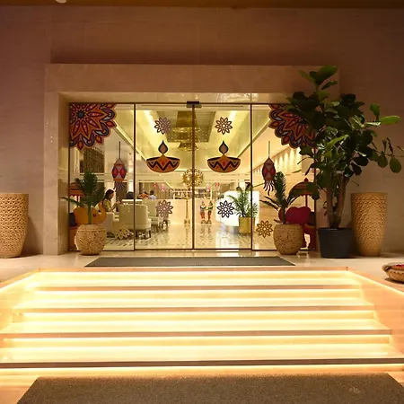 Marigold-Newly Renovated Hotel-2