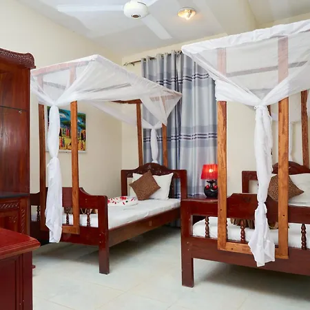 Safari Lodge-2