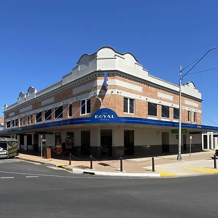 Royal Hotel-Motel-2