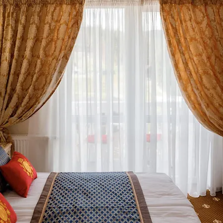 Chevalier Hotel & Spa-2