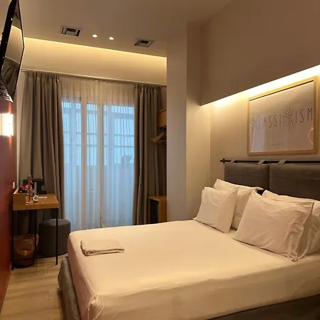 Belle Athenes - Luxury Rooms At Monastiraki Railway Station-3