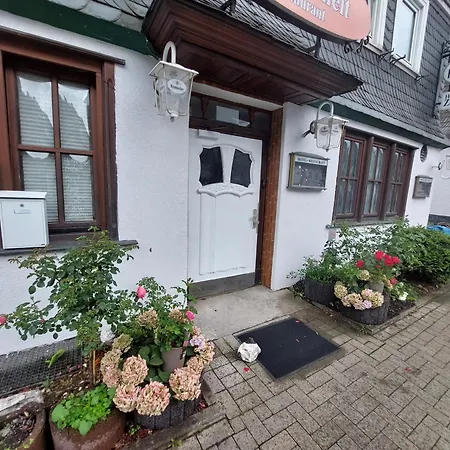 Hotel 24 Silonce Gruppe Stilvolles Hotel Im Kreis Olpe Parkplatz & Qualitaet-2