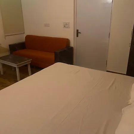 Hotel Nirmal - Budget Friendly Rooms Near Fortis Hospital And Marriage Palaces-3