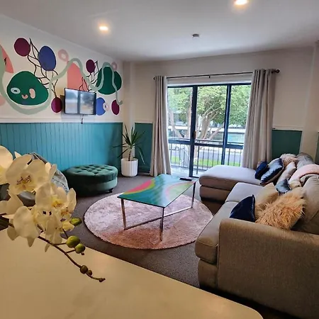 Arty Apartments-2