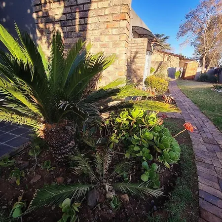 Fourways Guest House-2
