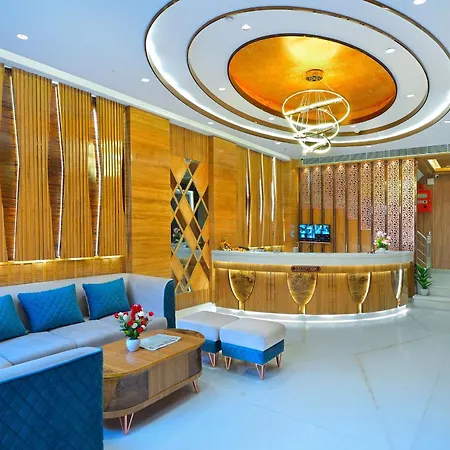 Hotel Northern Palace Just - 1 Min Connaught Place & New Delhi Station-2