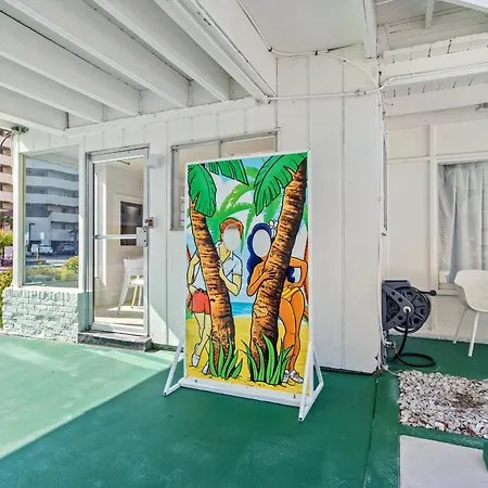 Rr Beach Club-2