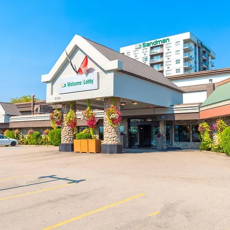 Sandman Hotel & Suites Kelowna-3