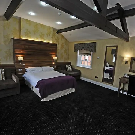 Kings Croft Hotel-2