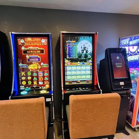 La Quinta Inn By Wyndham Sheboygan-2
