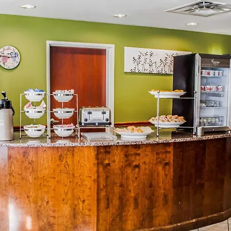 Sleep Inn & Suites Virginia Horse Center-3