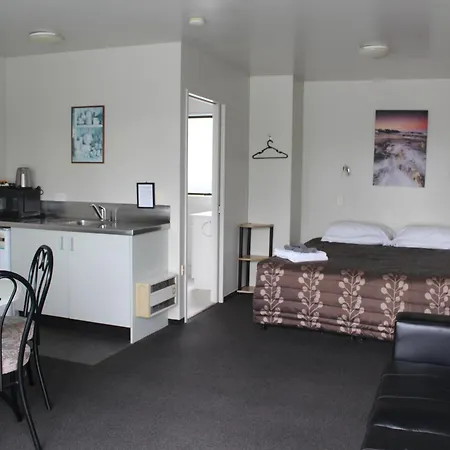 Sierra Beachfront Motel-2
