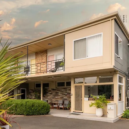 Paradise Motel Busselton-3