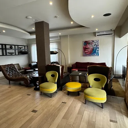 The Palms By Eagles Airport Residential-3