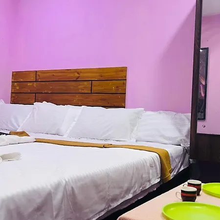 Skyway Rooms-3