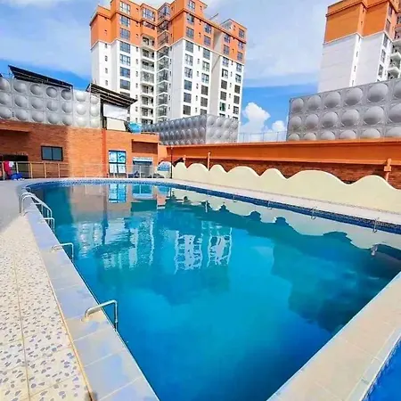 Apple Tree Apartment , 2 Bedroom Luxury Suites-2