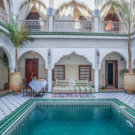 Riad Oasis Du Désert Boutique Hotel&SPA-3