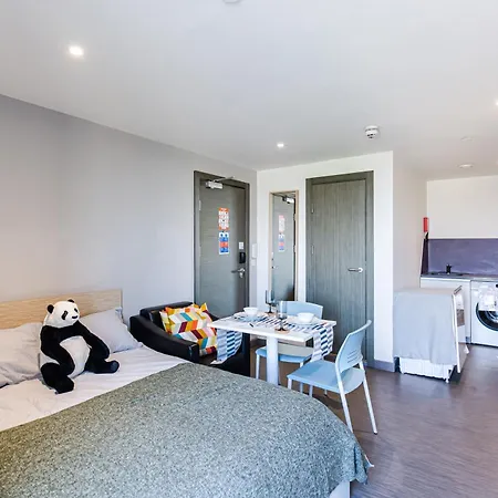 New Era Living - Students Only Studio Rooms-2