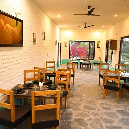 Corbett Tiger Retreat By First Crown-3
