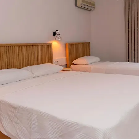 Golden Lighthouse Hotel-3