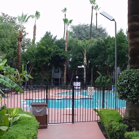 Hiltop Hotel-3
