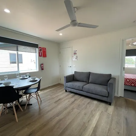 Cobar Caravan Park-3