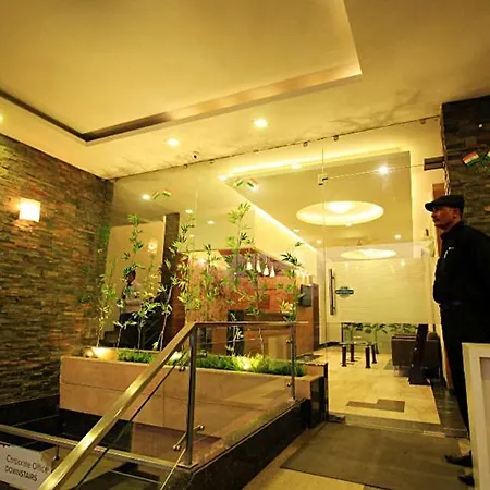 Hotel Rajmahal Inn-3