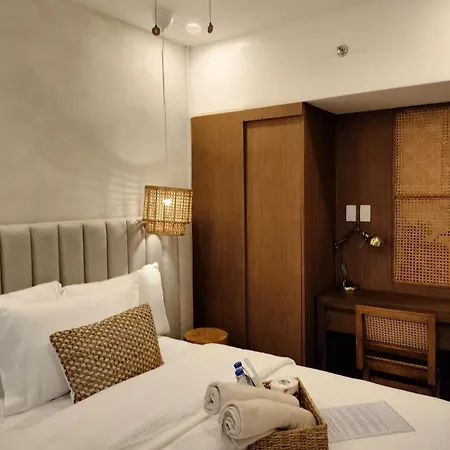 Azure North Studio Units Located In 17Th Floor And Above-3