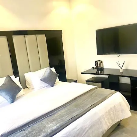 Jada Hotel And Suits-3