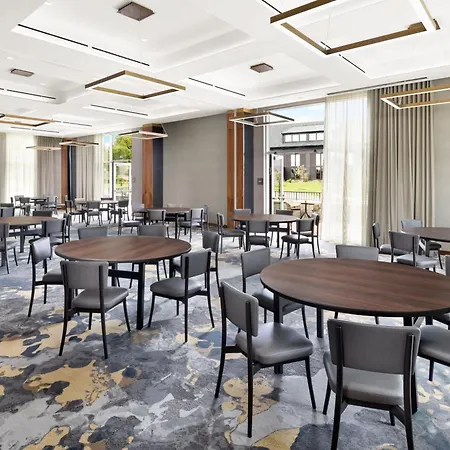 Ac Hotel By Marriott Newtown Square-3