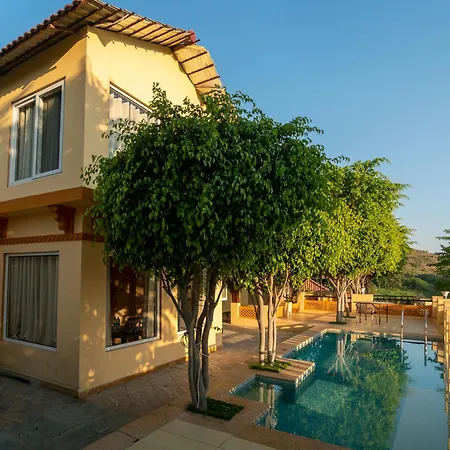 Udai Nature Valley Resort - A Peace Full Farmhouse Resort Udaipur-3