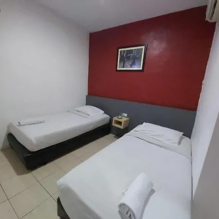 Holiday Hotel-3