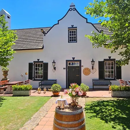 De Leeuwenhof Estate-2