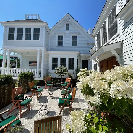 White Porch Inn-3