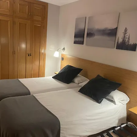 Aparthotel El Serch-2
