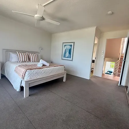 Chateau Royale Beach Resort Maroochydore Sunshine Coast-2
