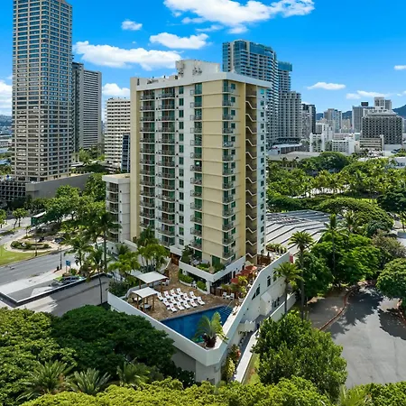 Luana Waikiki Hotel & Suites-3