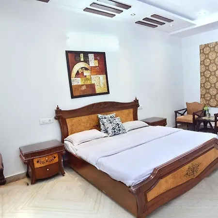 Stay Royal Bed & Breakfast-2