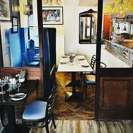 Zoe Bistro & Accommodation-2