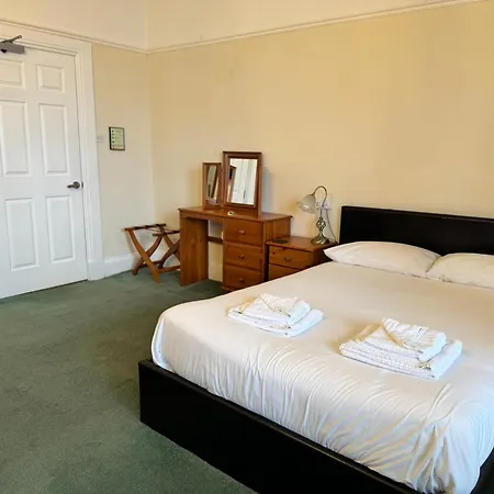 Mor Wyn Guest House-3