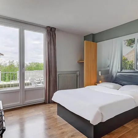 B&B Hotel Chaumont-3