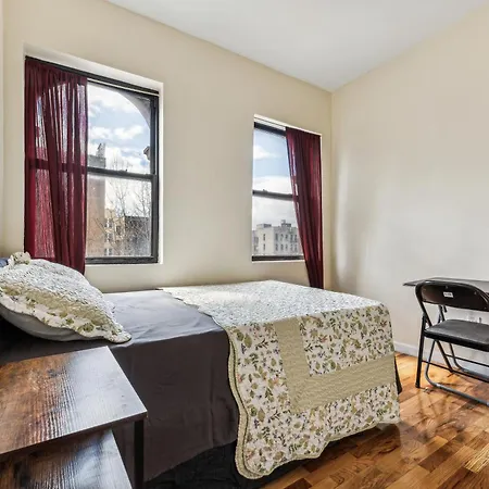 Empire Blvd Guest House-2