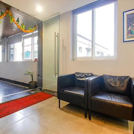 Fabhotel Ssr Fern Suites - 100M From Gsm Mall Madeenaguda-2