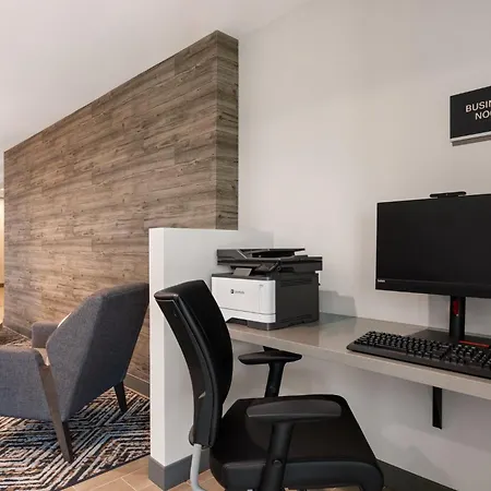 Candlewood Suites Mcpherson By Ihg-2