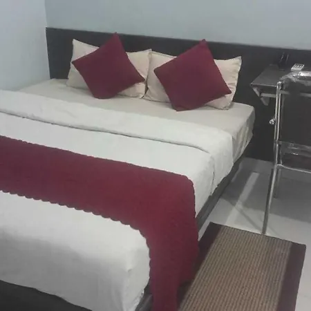 Hotel O Home Aditya Inn Suits Homestay-3