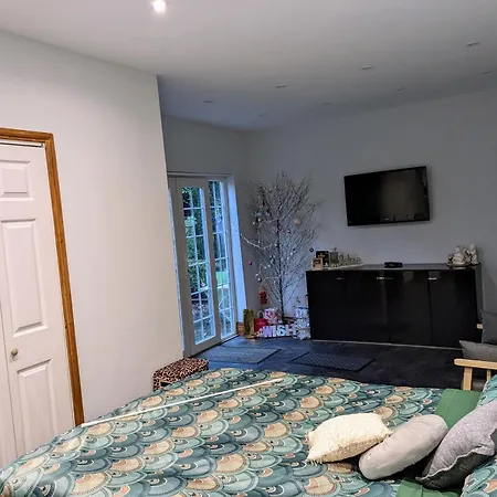 Butterfly Cottage-2