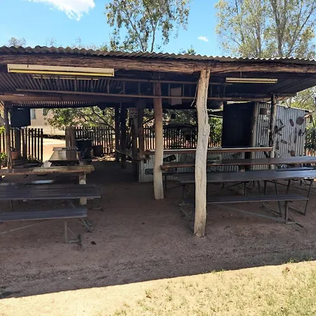 Blackall Caravan Park-2