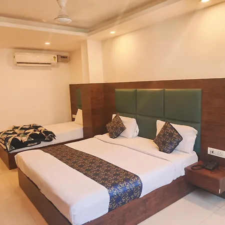 Hotel Tark International A Family Hotel Near Igi Airport Delhi-3