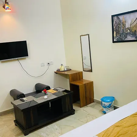 Shankar Vilaas -A Boutique Stay Forigners Choice Near Ghats And Temples-3